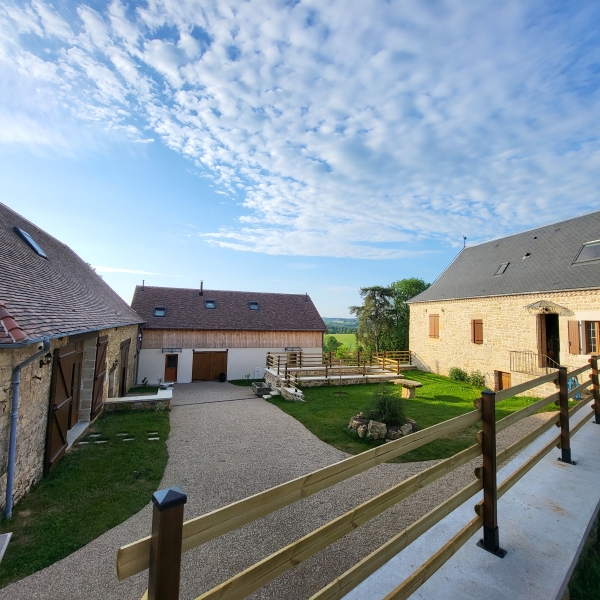 relais1835 dordogne cour interieur courtyard