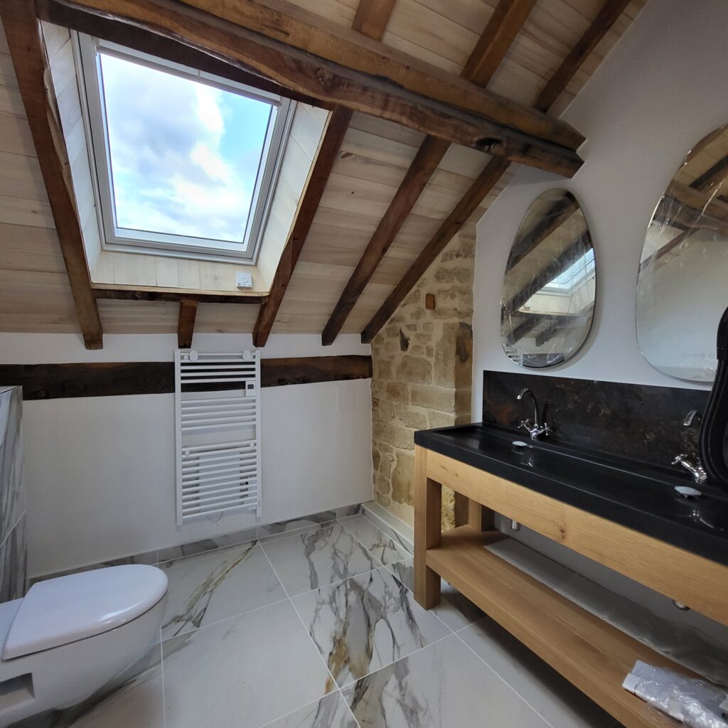 Loft relais1835 dordogne loft salledeau wc bathroom
